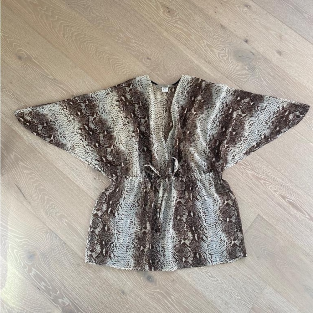Single Snakeprint Blouse Size S